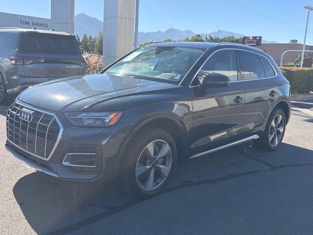 Used 2023 Audi Q5 2.0T Premium w/ Convenience Package AWD/4WD image 6