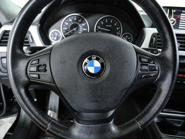 Used 2013 BMW 328i xDrive Sedan AWD/4WD image 19