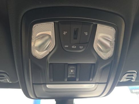 Used 2022 RAM 1500 Big Horn AWD/4WD image 27