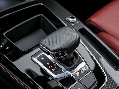 Used 2024 Audi SQ5 Premium Plus image 37