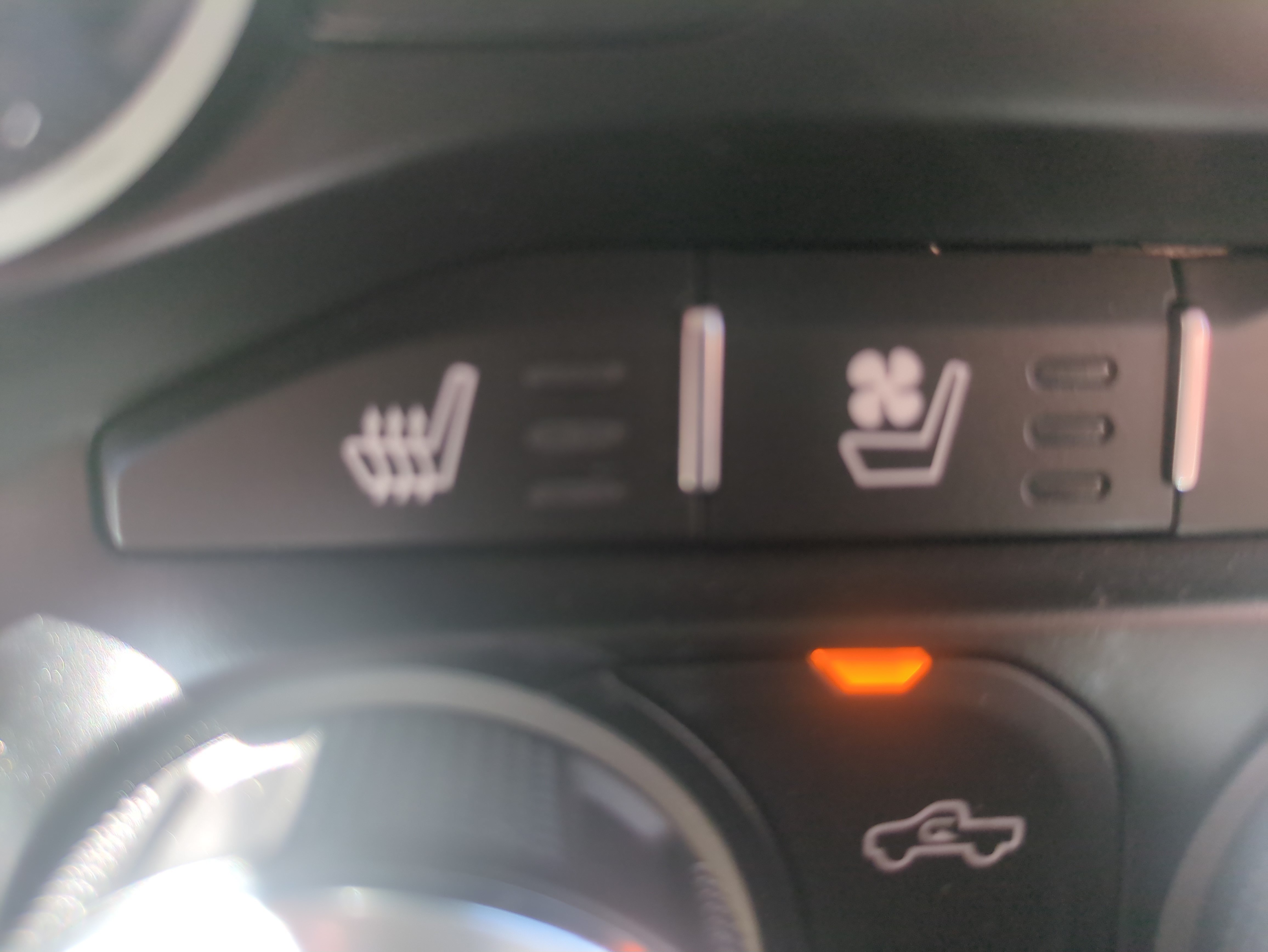 Used 2022 RAM 1500 Laramie AWD/4WD image 24