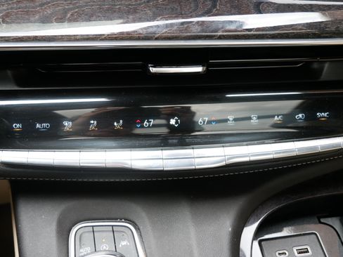 Used 2023 Cadillac Escalade Premium Luxury w/ LPO, Radiant Package AWD/4WD image 19