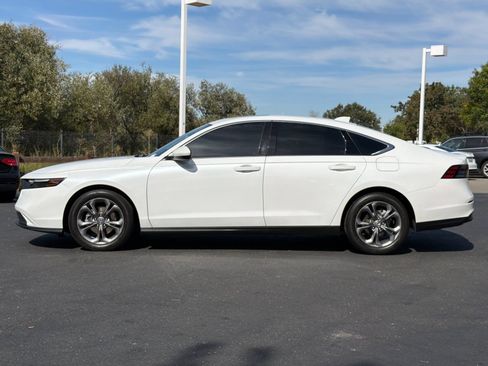 Used 2024 Honda Accord EX image 3