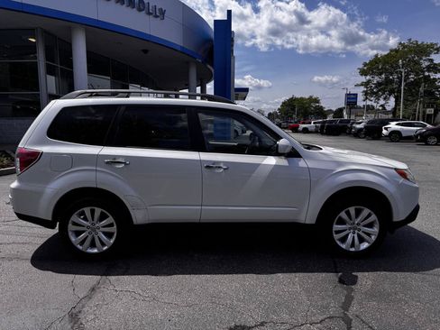 Used 2011 Subaru Forester 2.5X Limited AWD/4WD image 9