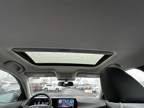 New 2026 Nissan Sentra SV w/ SV Convenience Package FWD image 26