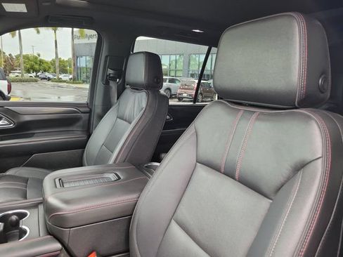 Used 2024 Chevrolet Tahoe RST w/ Luxury Package RWD image 17