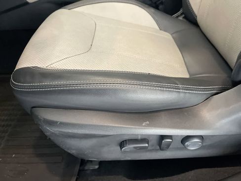 Used 2019 Subaru Forester Limited image 12