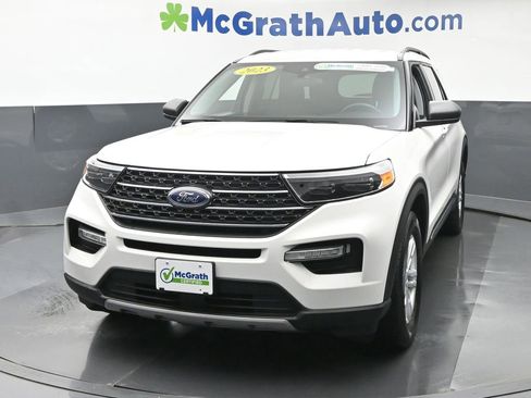 Used 2023 Ford Explorer XLT w/ Equipment Group 202A image 18
