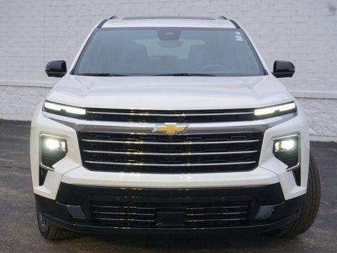 Certified 2025 Chevrolet Traverse High Country image 5