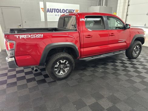 Used 2021 Toyota Tacoma TRD Off-Road image 10