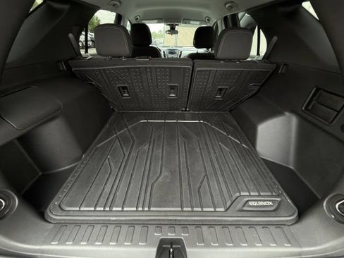 Used 2022 Chevrolet Equinox LT FWD image 30