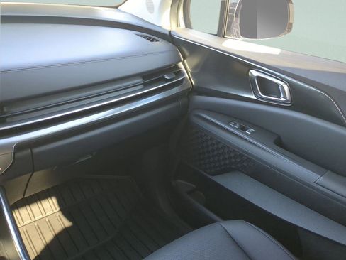 New 2026 Kia Carnival SX Prestige FWD image 26