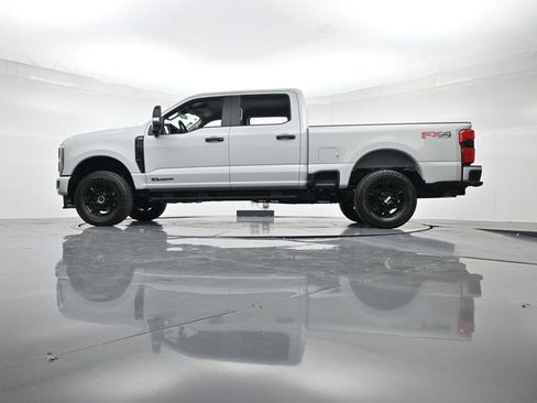 New 2026 Ford F250 XL w/ STX Appearance Package AWD/4WD image 36