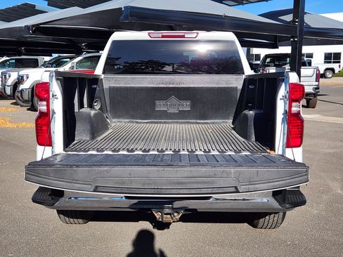 Used 2021 Chevrolet Silverado 1500 LT image 18