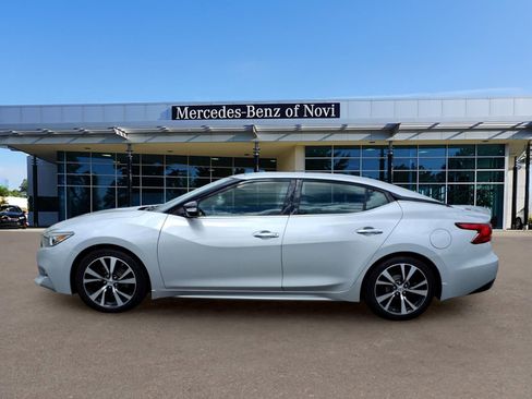Used 2018 Nissan Maxima 3.5 SL FWD image 2