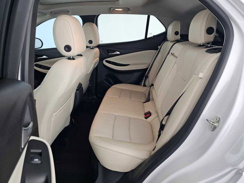 Used 2020 Buick Encore GX Essence w/ Experience Buick Package FWD image 16