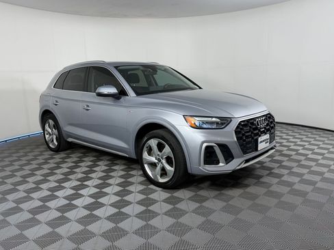 Used 2022 Audi Q5 2.0T Premium Plus w/ Premium Plus Package image 7
