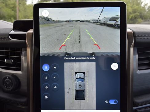 New 2025 Ford F150 Lightning Lariat image 13