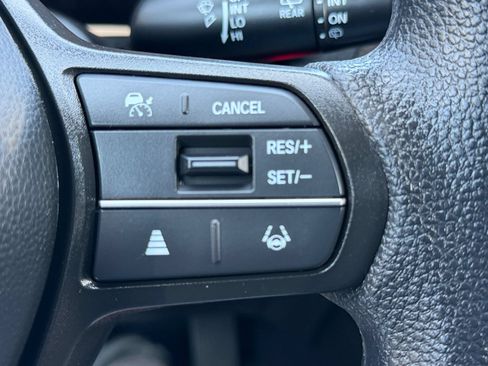 Used 2025 Honda CR-V LX image 22