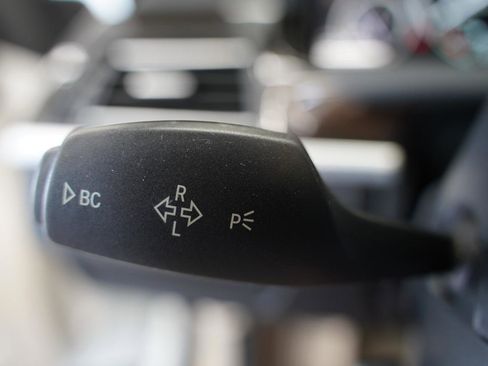 Used 2013 BMW 640i Convertible RWD image 22