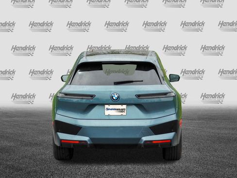 Used 2024 BMW iX xDrive50 w/ Premium Package AWD/4WD image 7