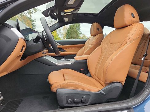 Used 2025 BMW 430i xDrive Coupe w/ M Sport Package image 13