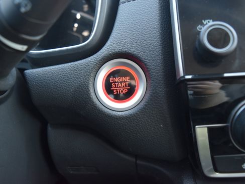 Certified 2018 Honda CR-V Touring image 17
