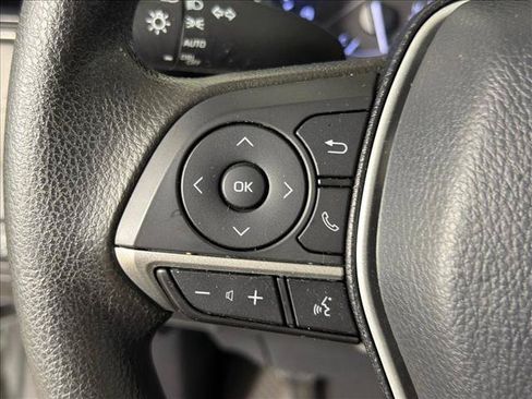Used 2022 Toyota Camry LE w/ Convenience Package FWD image 25