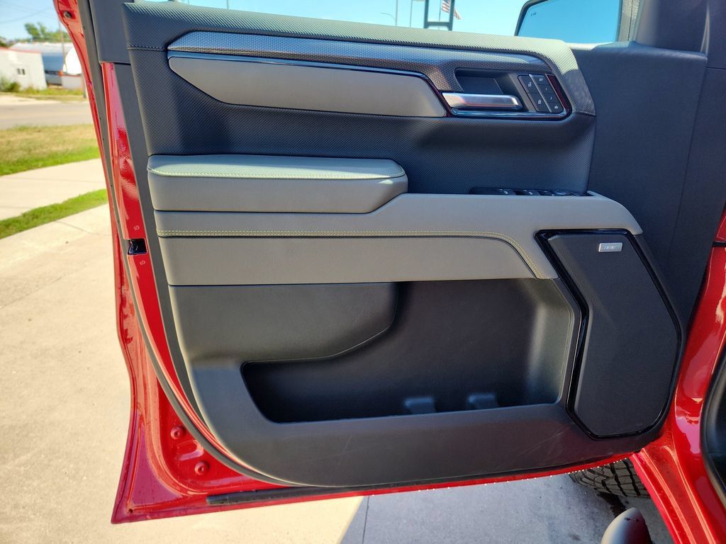 New 2026 Chevrolet Silverado 1500 ZR2 w/ LPO, Dark Essentials Package AWD/4WD image 13