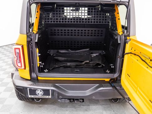 Used 2022 Ford Bronco Badlands w/ Sasquatch Package image 32