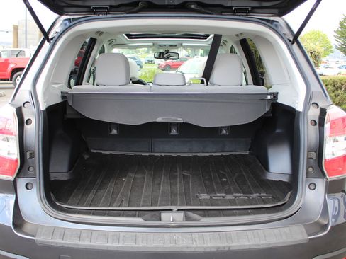 Used 2014 Subaru Forester 2.5i Premium w/ All-Weather Package AWD/4WD image 16