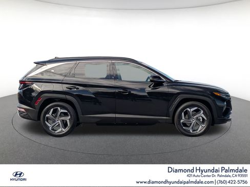 Certified 2024 Hyundai Tucson Limited AWD/4WD image 8
