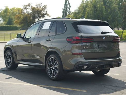 Used 2024 BMW X5 xDrive40i w/ M Sport Package AWD/4WD image 3