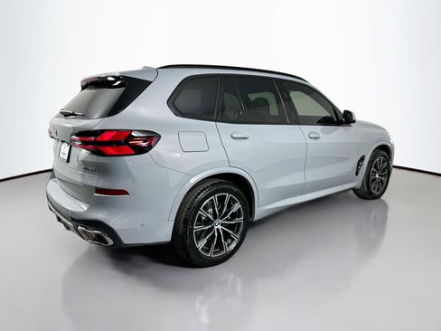 New 2026 BMW X5 xDrive40i w/ M Sport Package image 5