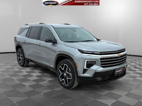 New 2026 Chevrolet Traverse High Country image 1