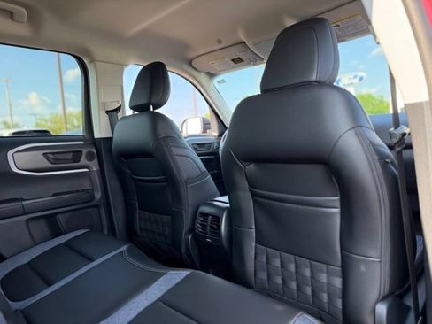 Used 2025 Ford Bronco Sport Outer Banks w/ Outer Banks Tech Package+ AWD/4WD image 18