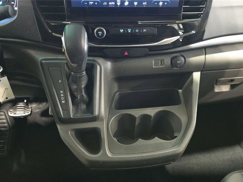 Used 2024 Ford Transit 350 XLT image 21