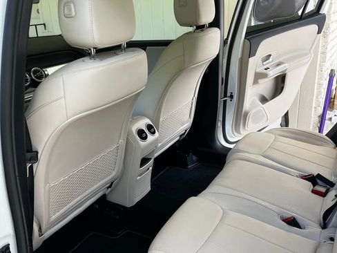 Certified 2023 Mercedes-Benz GLB 250 image 15