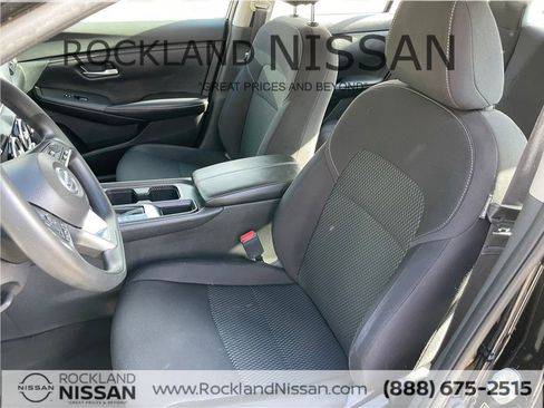 Certified 2023 Nissan Sentra S FWD image 1
