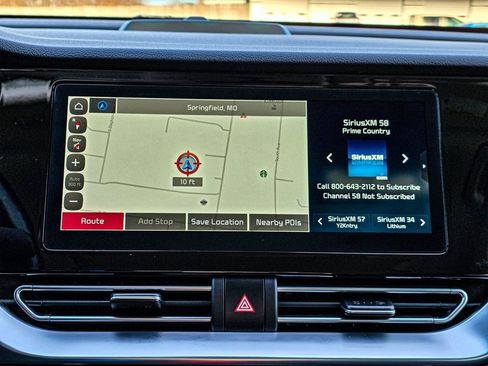 Used 2022 Kia Niro EX Premium w/ Cold Weather Package image 15