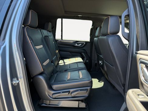 Used 2022 GMC Yukon XL AT4 w/ Max Trailering Package AWD/4WD image 18