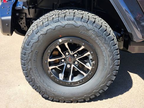 New 2026 Jeep Wrangler Unlimited Rubicon image 7