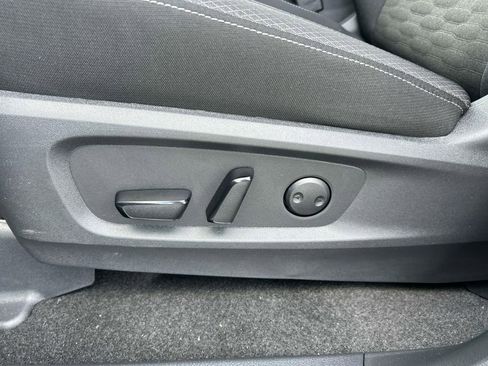 New 2026 Nissan Pathfinder SV AWD/4WD image 9