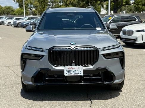 Used 2026 BMW X7 xDrive40i w/ M Sport Package AWD/4WD image 4