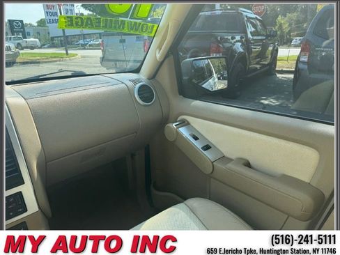 Used 2010 Mercury Mountaineer Premier image 14