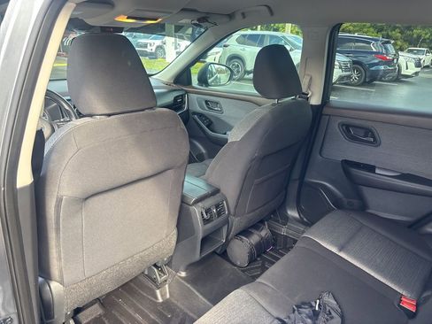 Certified 2021 Nissan Rogue S image 7