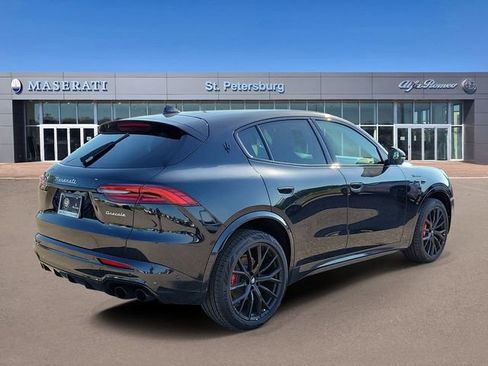 New 2025 Maserati Grecale Modena image 4