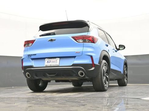 Used 2023 Chevrolet TrailBlazer RS w/ Sun and Liftgate Package FWD image 47