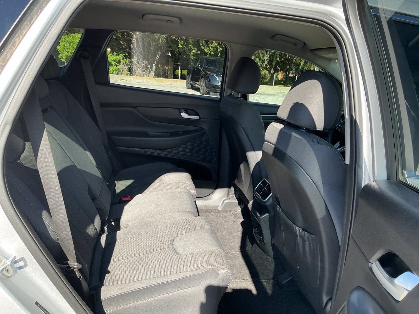 Used 2019 Hyundai Santa Fe SE FWD image 14