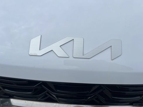 Used 2024 Kia Sorento S AWD/4WD image 29